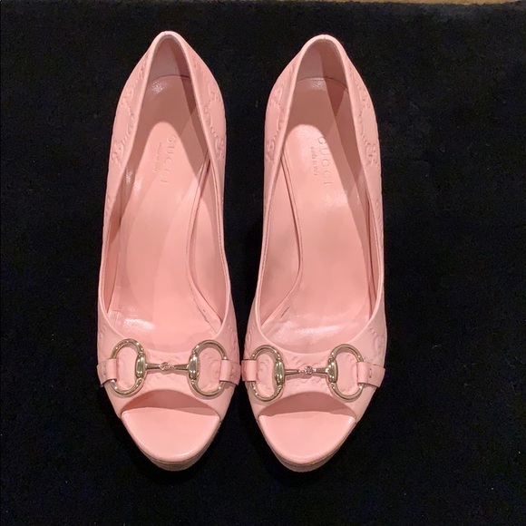 Gucci Heels - Picture 4 of 16